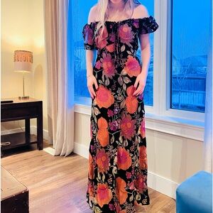 NEW Made with silk, and velvet, perfect dress  for a wedding